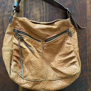 Tylie Malibu brown purse